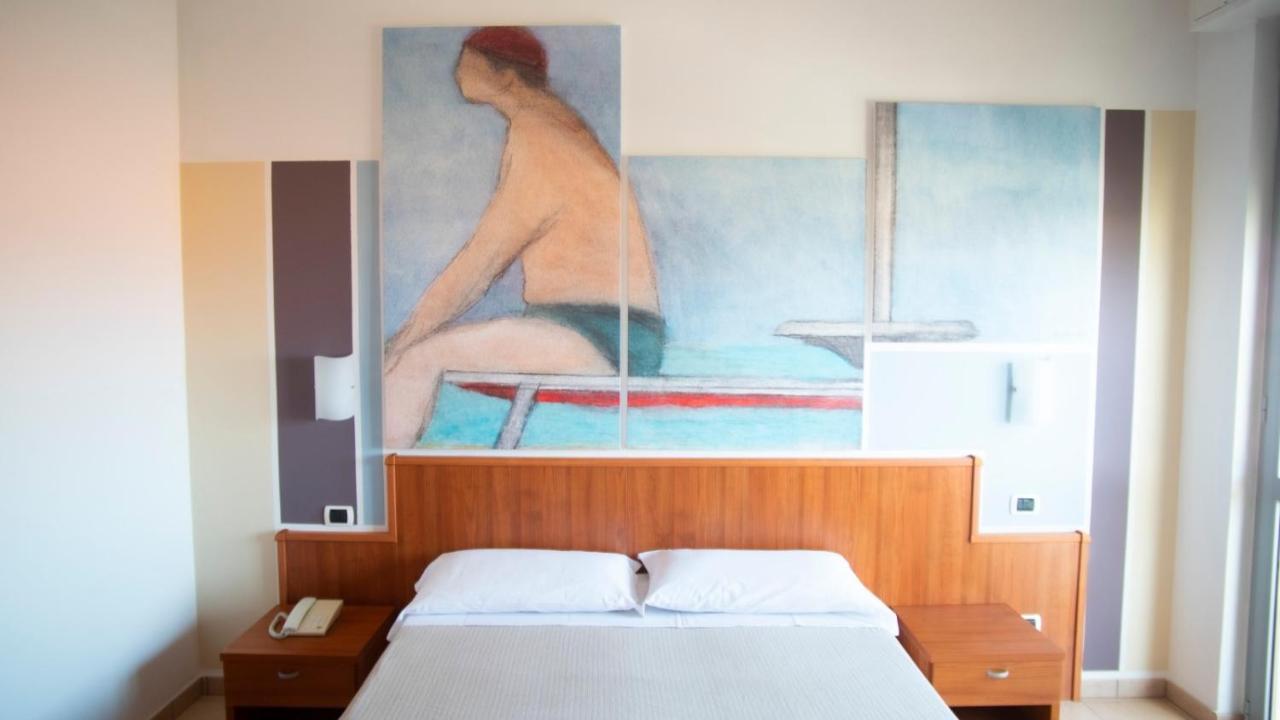 Hotel Royal Giulianova Exterior foto