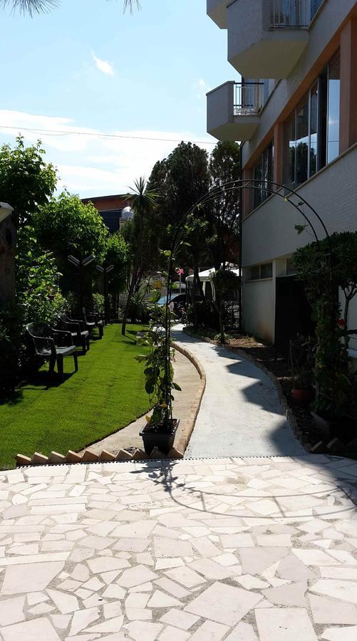 Hotel Royal Giulianova Exterior foto